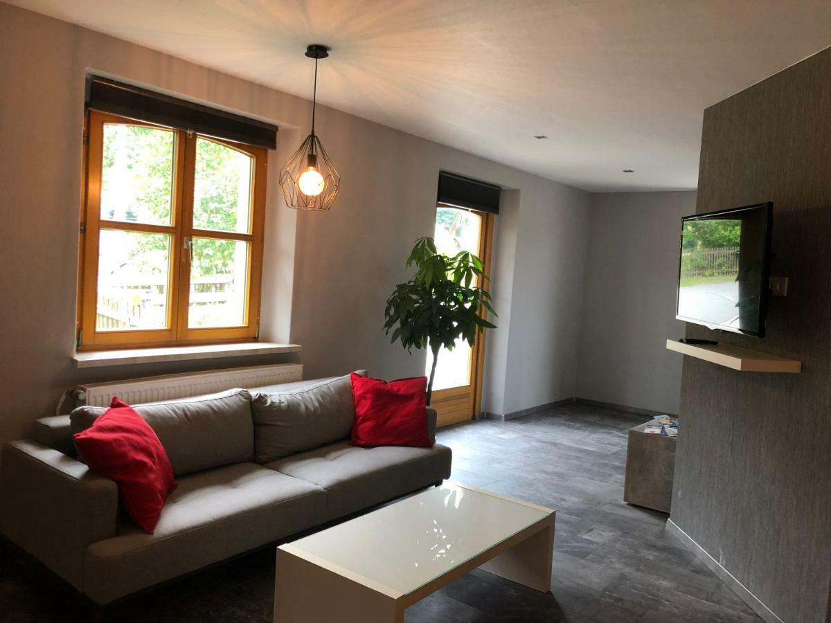 Moderne Pension Vonbartsch Mit Ladestation In Der Saechsischen Schweiz シュトルッペン エクステリア 写真